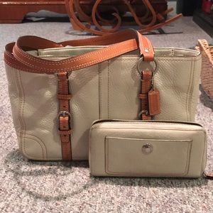 Coach purse with matching wallet